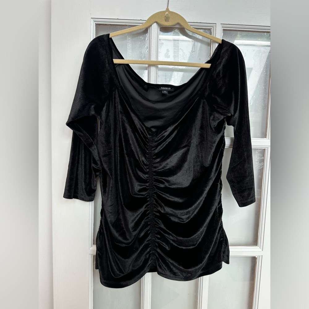 Torrid Black Stretch Velvet Shirred Front Off The Shoulder Top Plus Size 2X - Picture 10 of 11